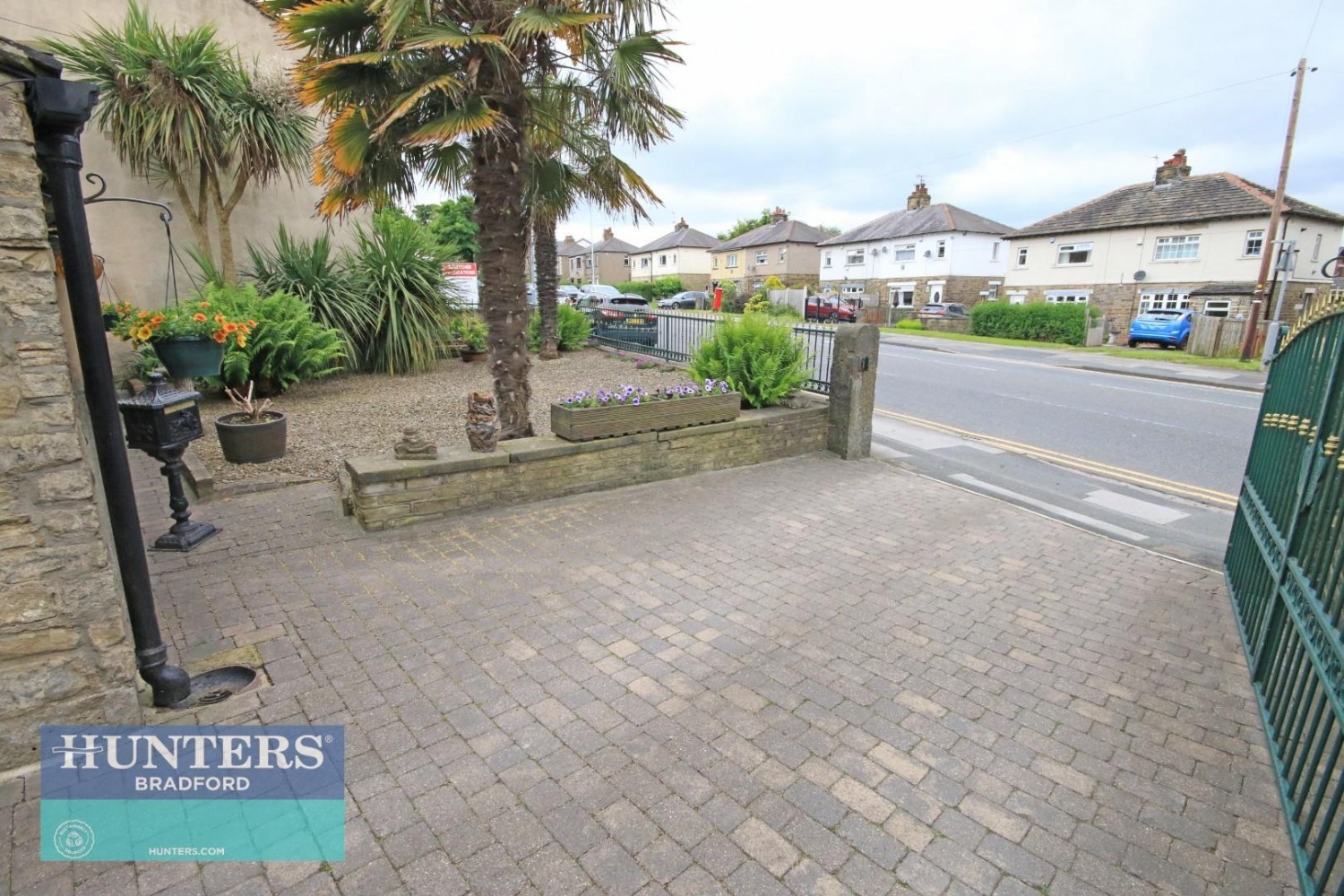 503 & 503A, Sticker Lane, Laisterdyke, Bradford, West Yorkshire, BD4 8RB