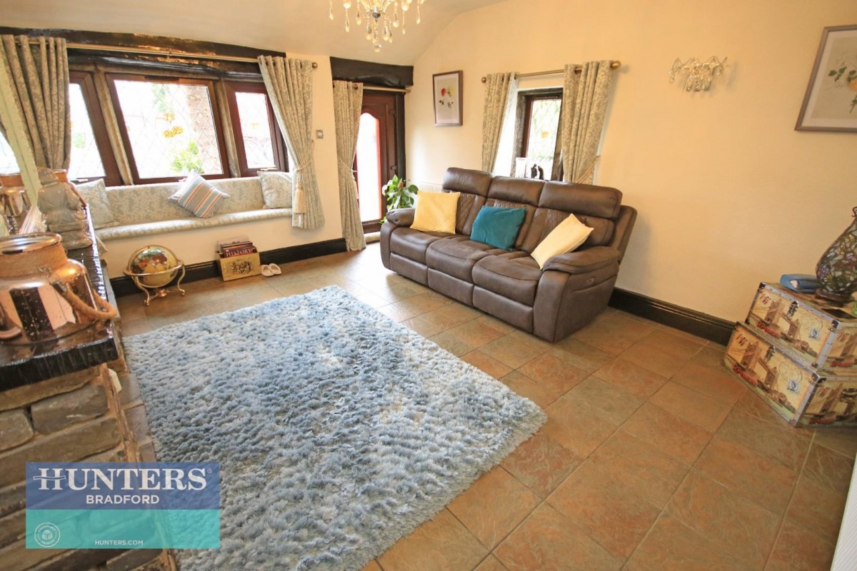 503 & 503A, Sticker Lane, Laisterdyke, Bradford, West Yorkshire, BD4 8RB