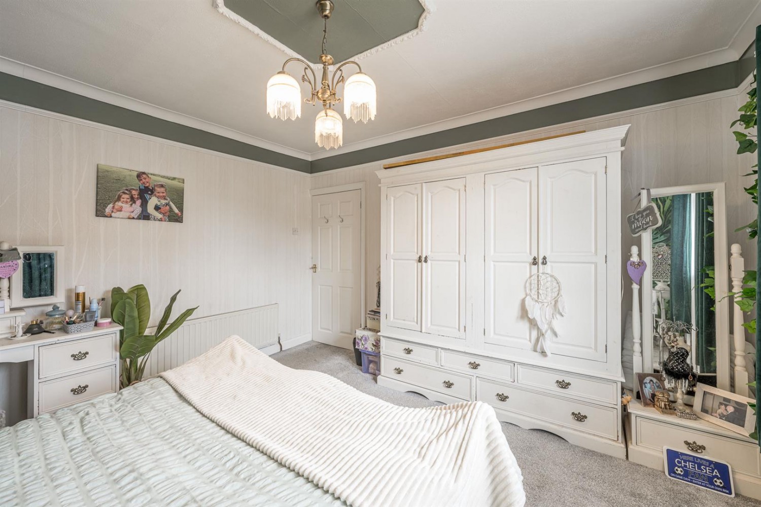 Stewart Road, Kingswinford, DY6 9PS