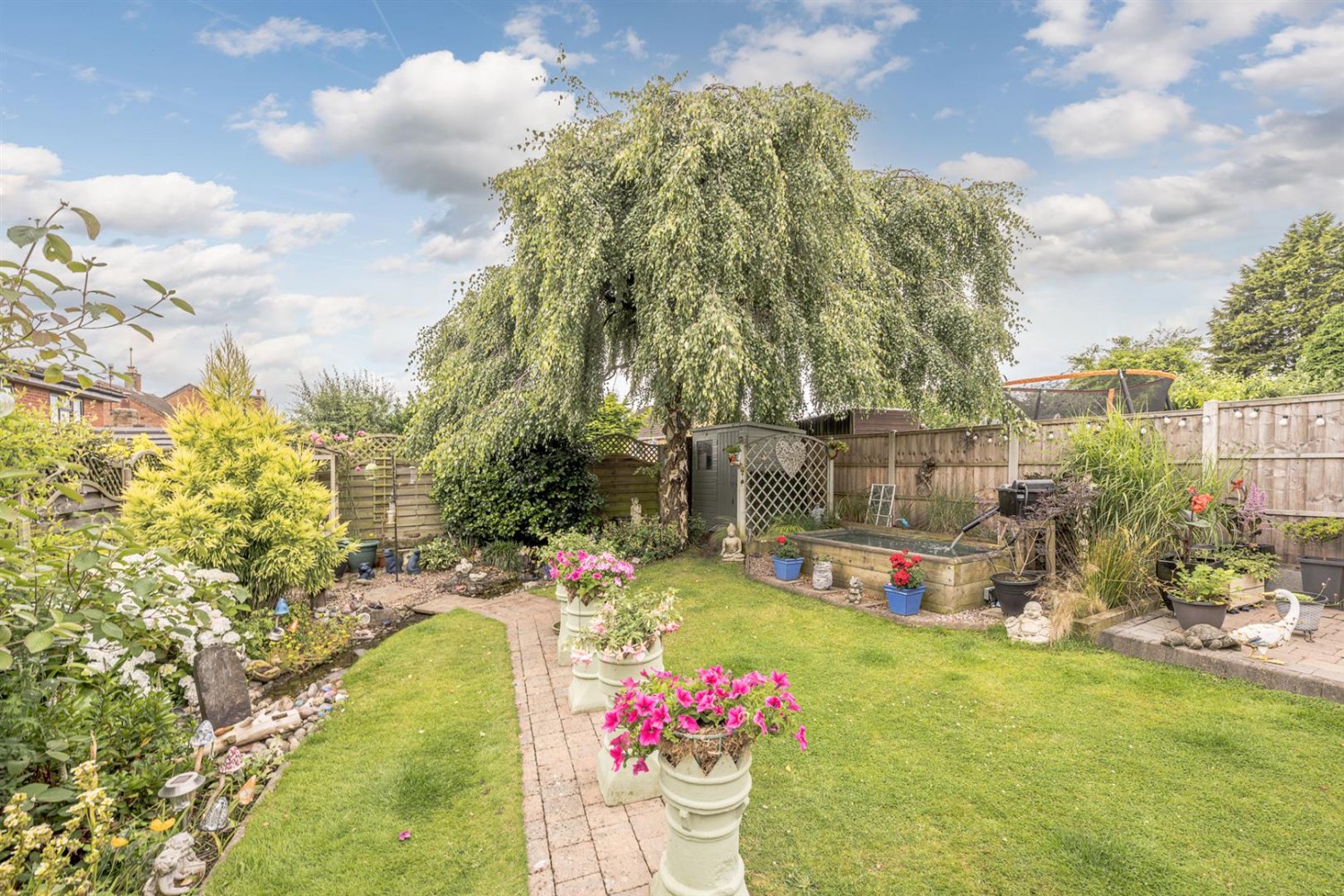 Stewart Road, Kingswinford, DY6 9PS