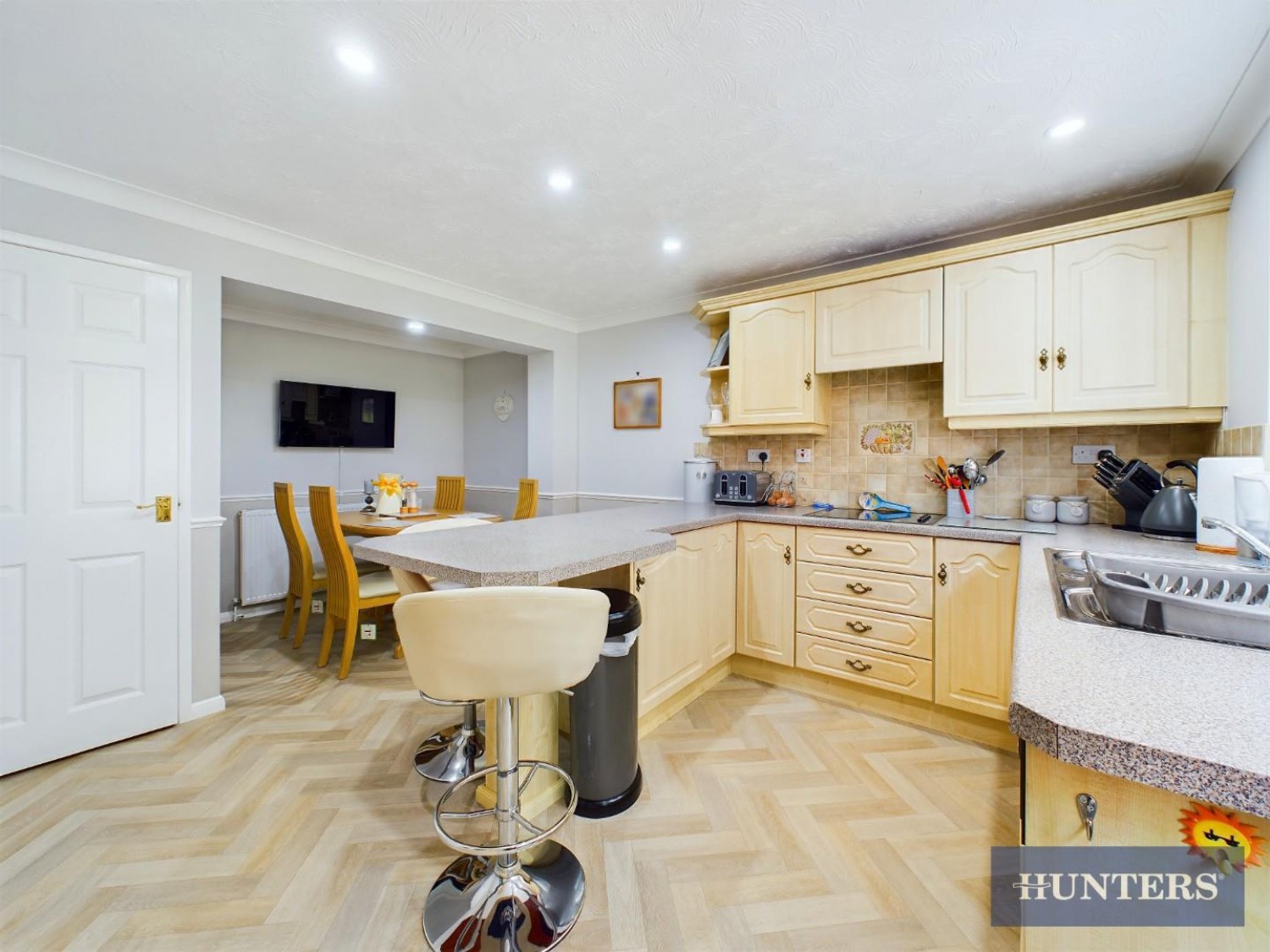 4 bedroom House for sale in Park Rise, Hunmanby, Filey