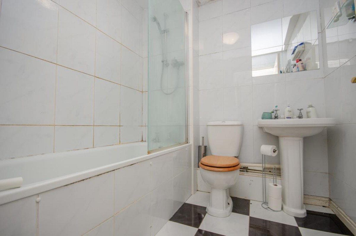 9 Queens Road, Ashley Down, Bristol BS7 9HZ