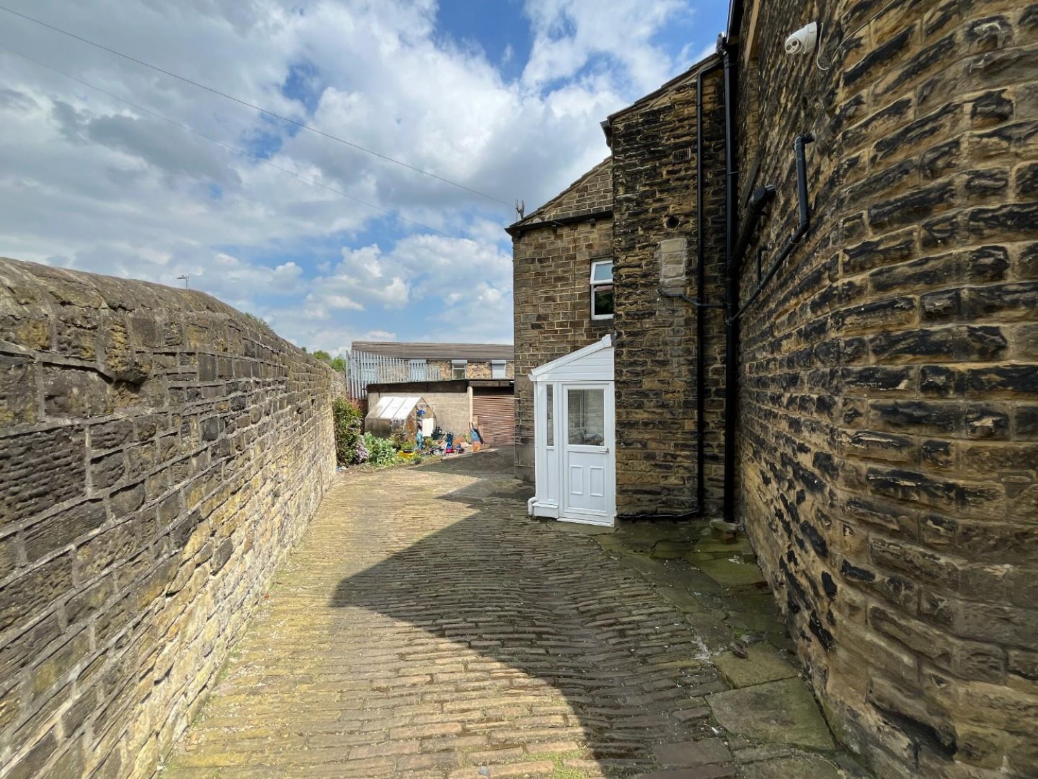 Pinfold Hill, Dewsbury