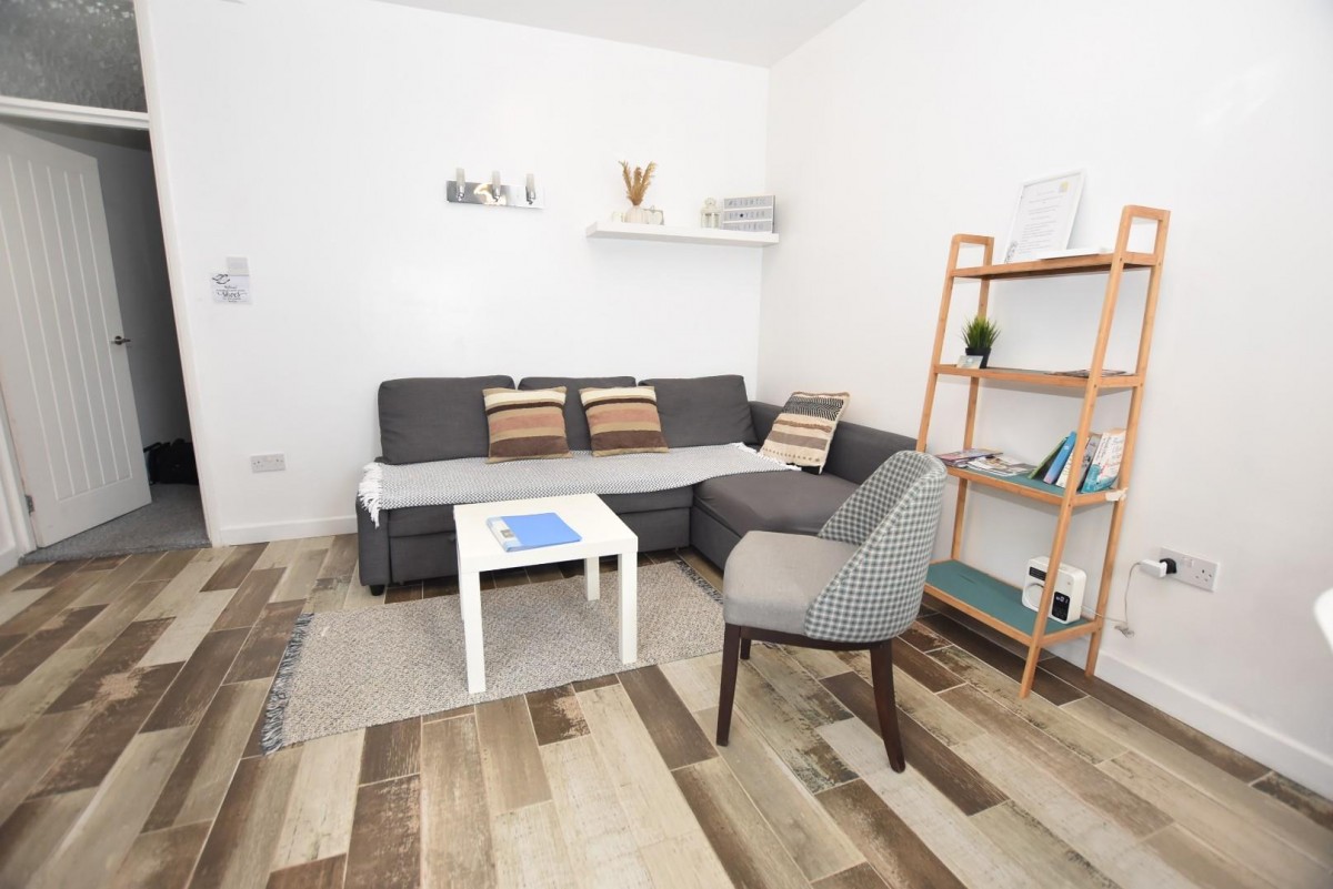 Wharf Lane, Stonegravels, Chesterfield, S41 7NE