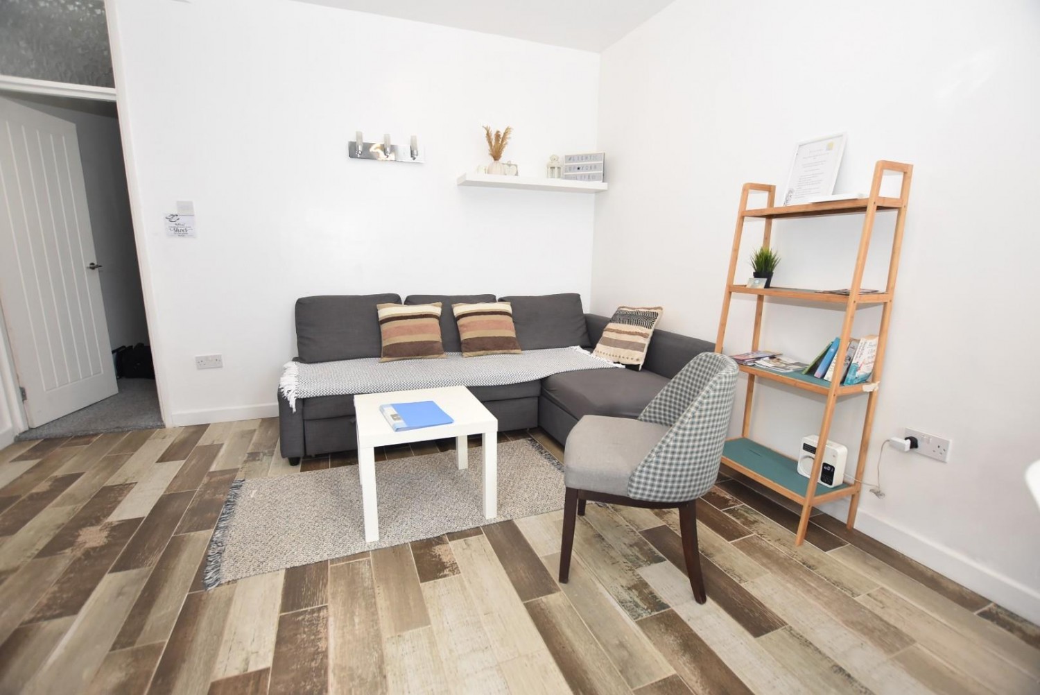 Wharf Lane, Stonegravels, Chesterfield, S41 7NE