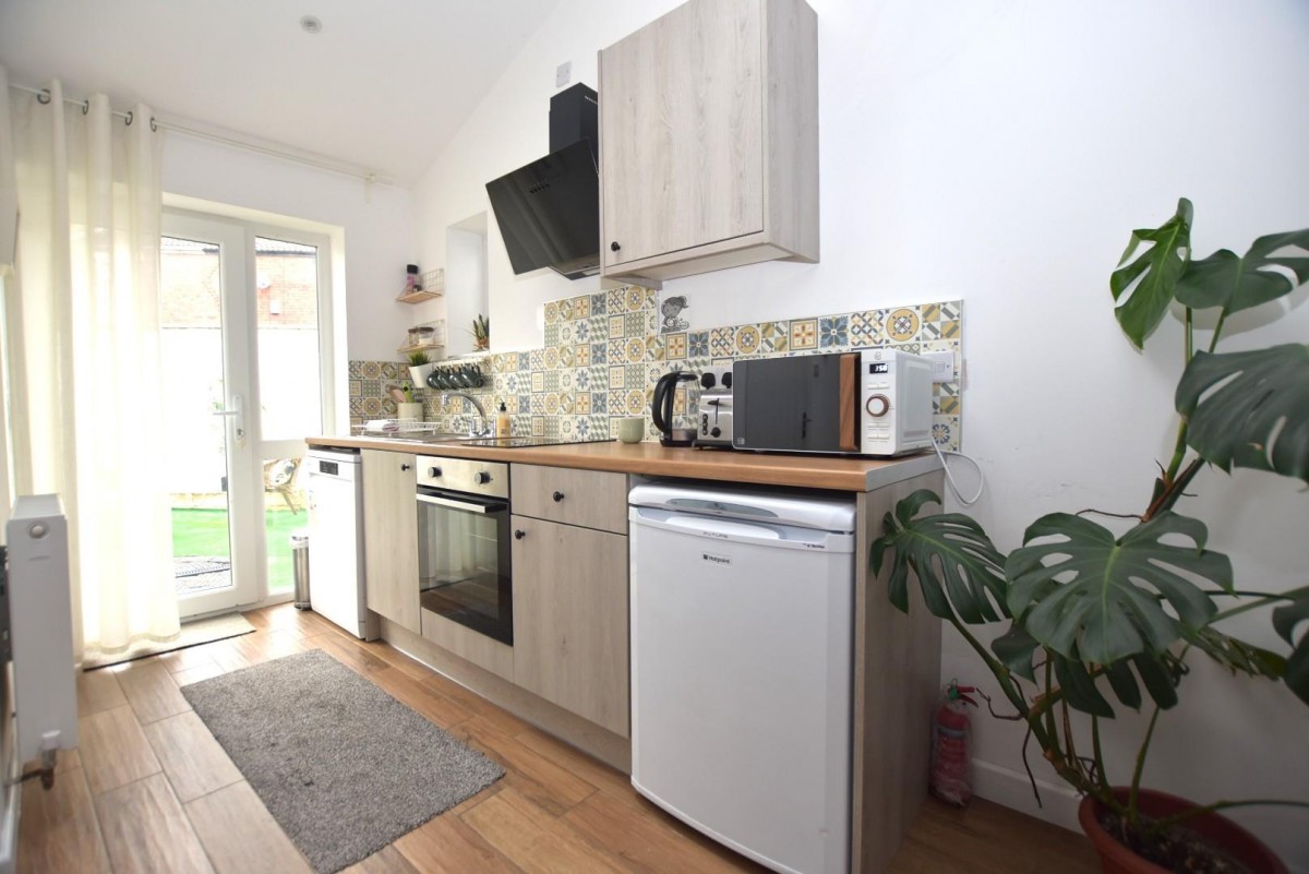 Wharf Lane, Stonegravels, Chesterfield, S41 7NE
