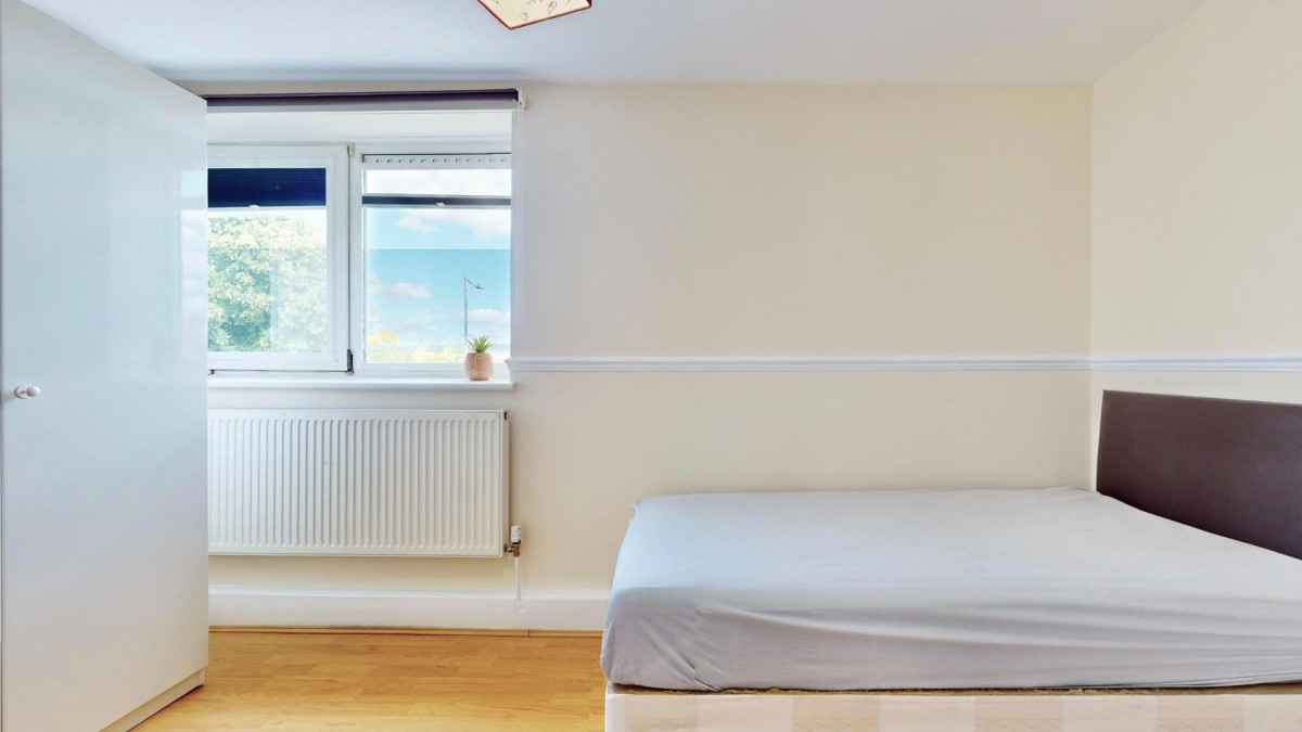 Hatfield Close, Ilford, IG6