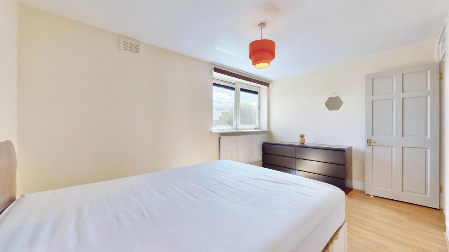 Hatfield Close, Ilford, IG6