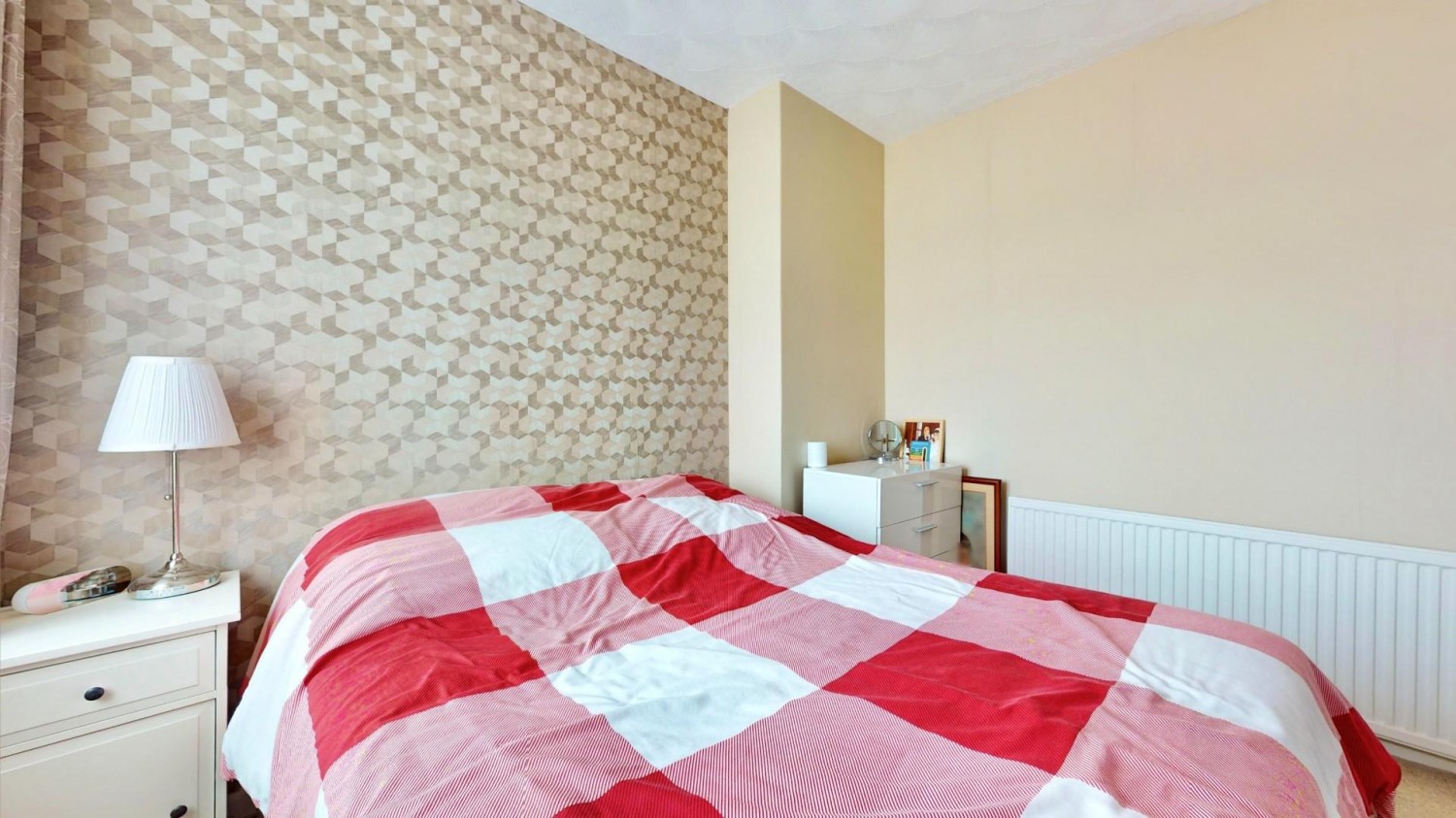 Gainsborough Road, Dagenham, RM8
