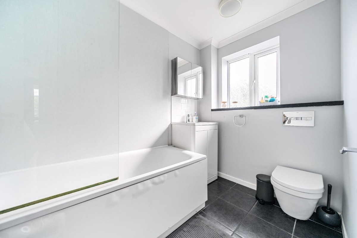 Overton Road, Abbey Wood, SE2