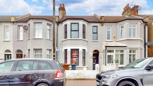 Sunningdale Avenue, Barking, IG11