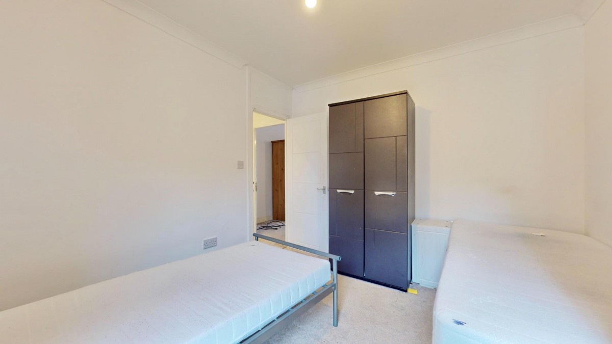 Sunningdale Avenue, Barking, IG11