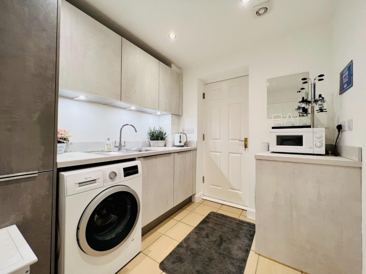 Alexandra Corniche, Hythe