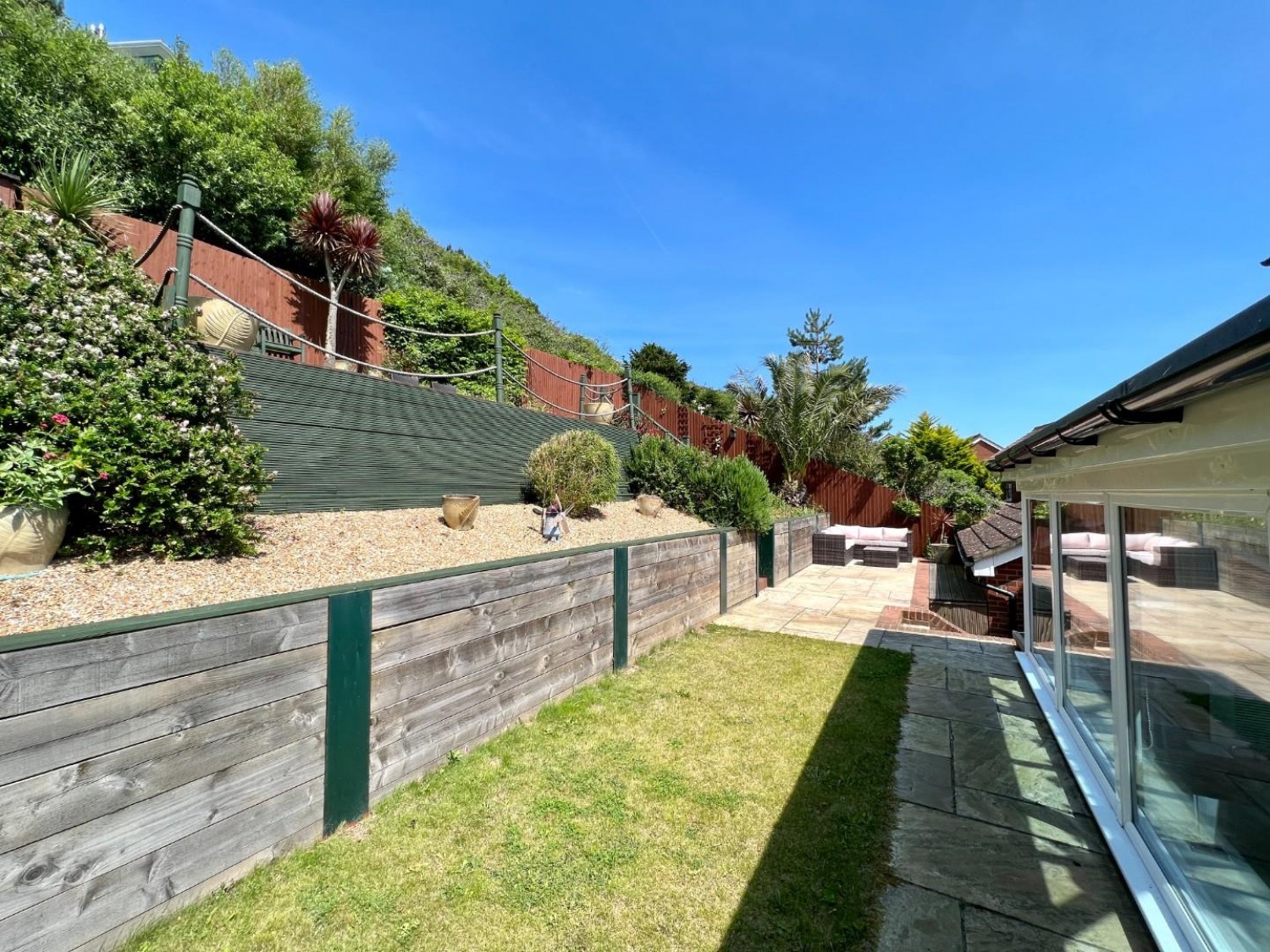 Alexandra Corniche, Hythe