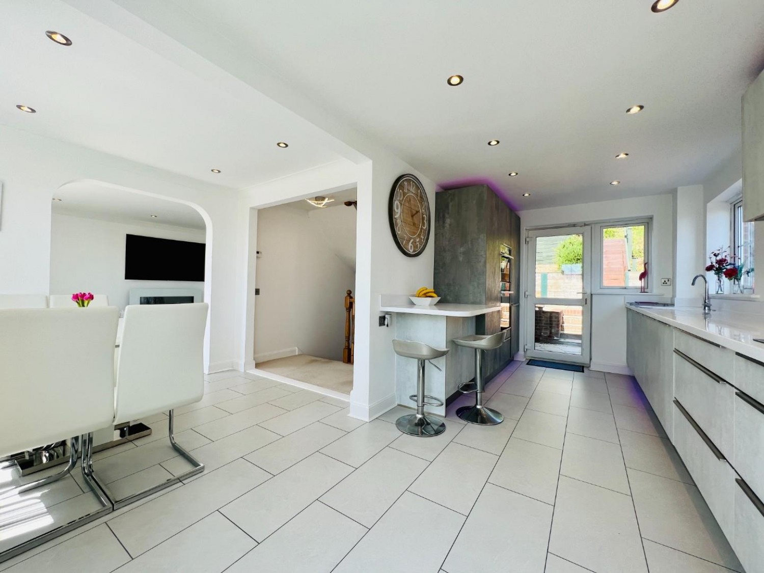 Alexandra Corniche, Hythe