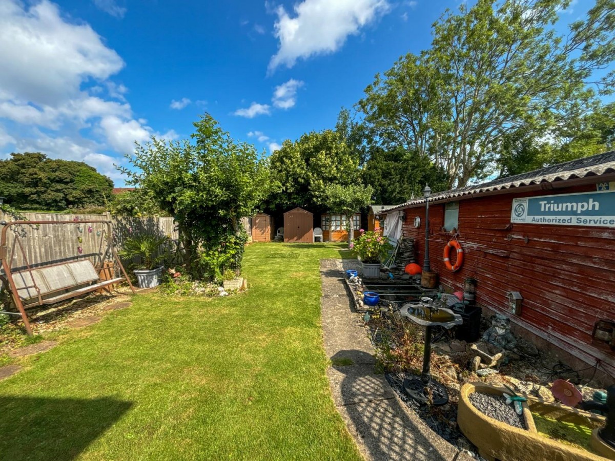 Broad Walk, Bristol, BS4 2RT