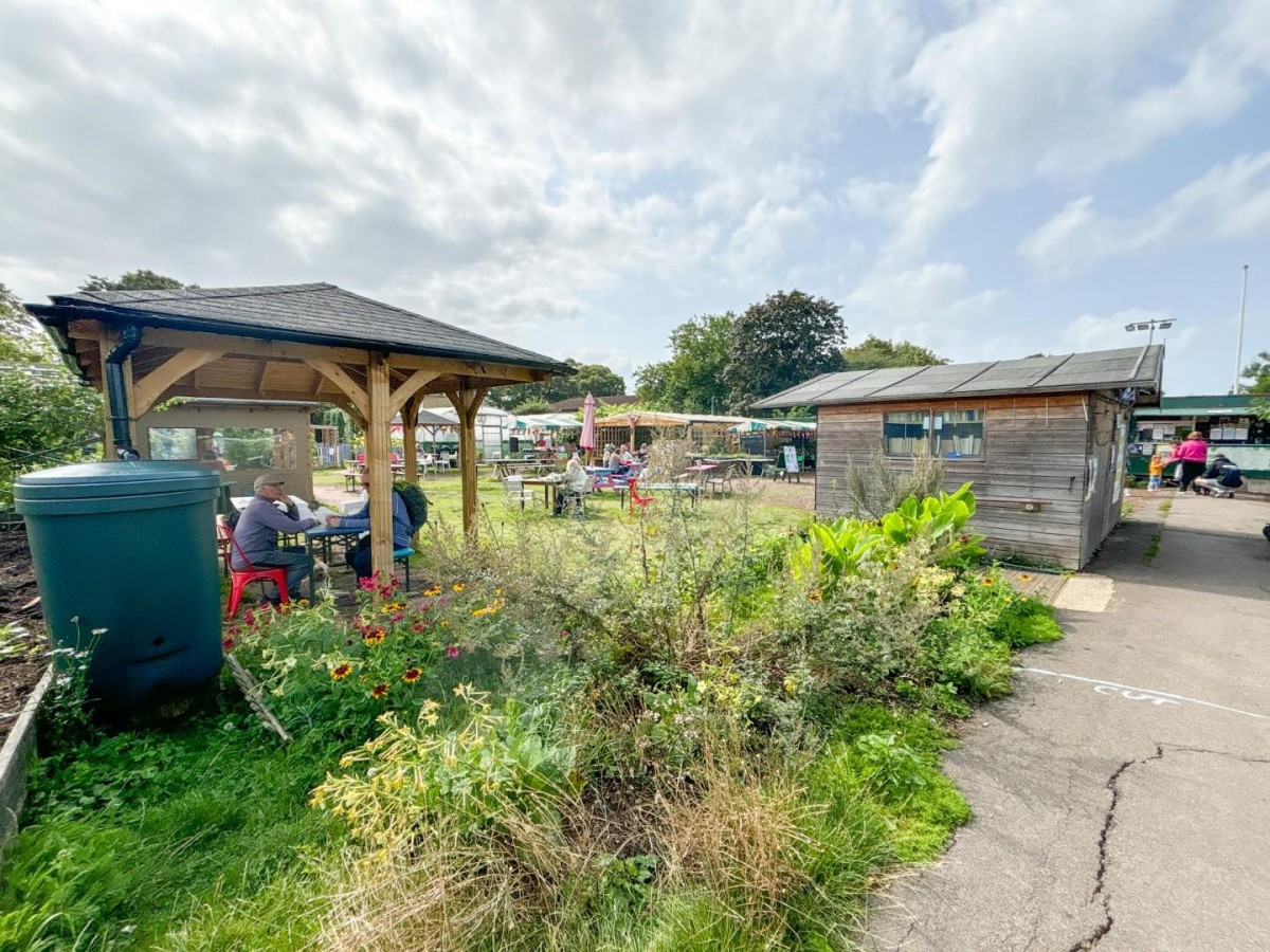 Broad Walk, Bristol, BS4 2RT