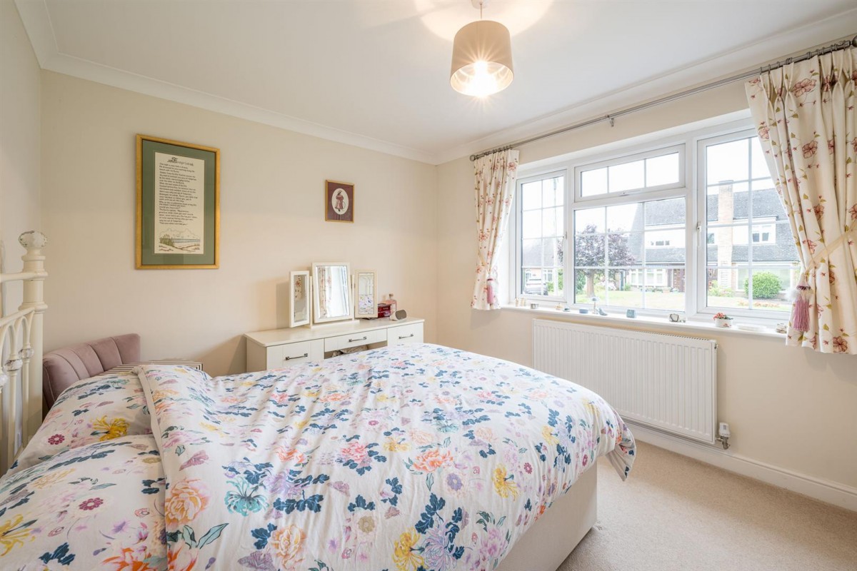 Stourton Crescent, Stourton, DY7 6RR