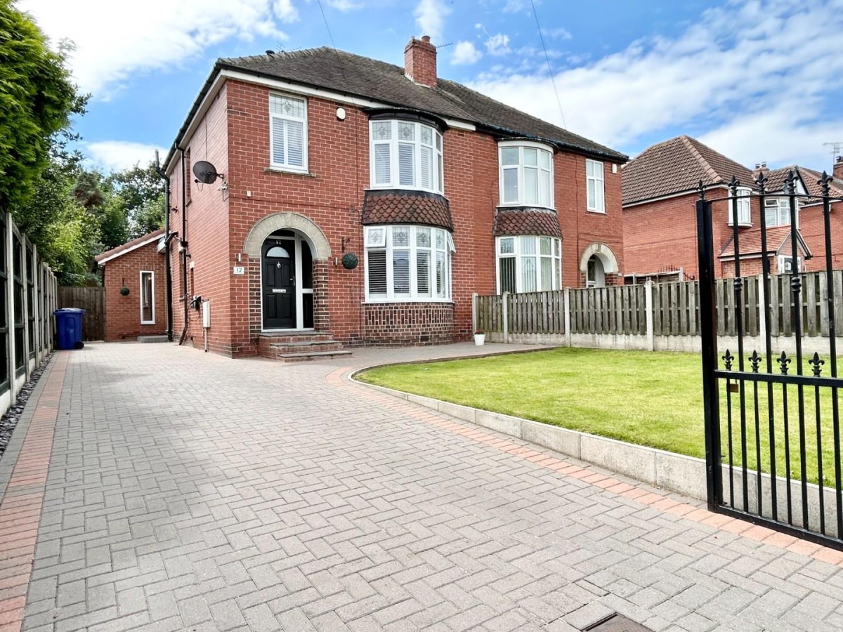 Cemetery Road, Mexborough, Doncaster S63 9PN Hunters Estate Agents