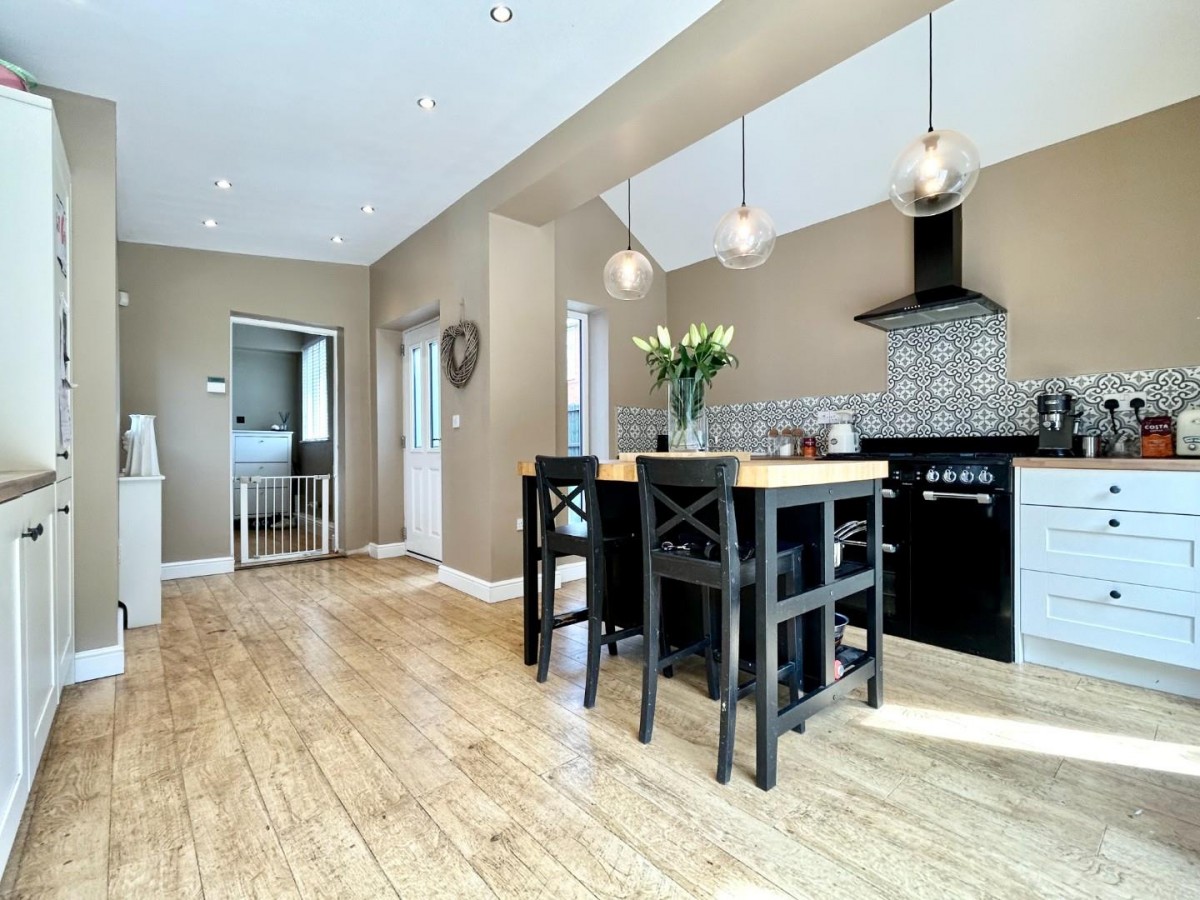Cemetery Road, Mexborough, Doncaster S63 9PN