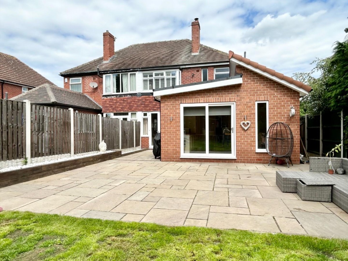 Cemetery Road, Mexborough, Doncaster S63 9PN