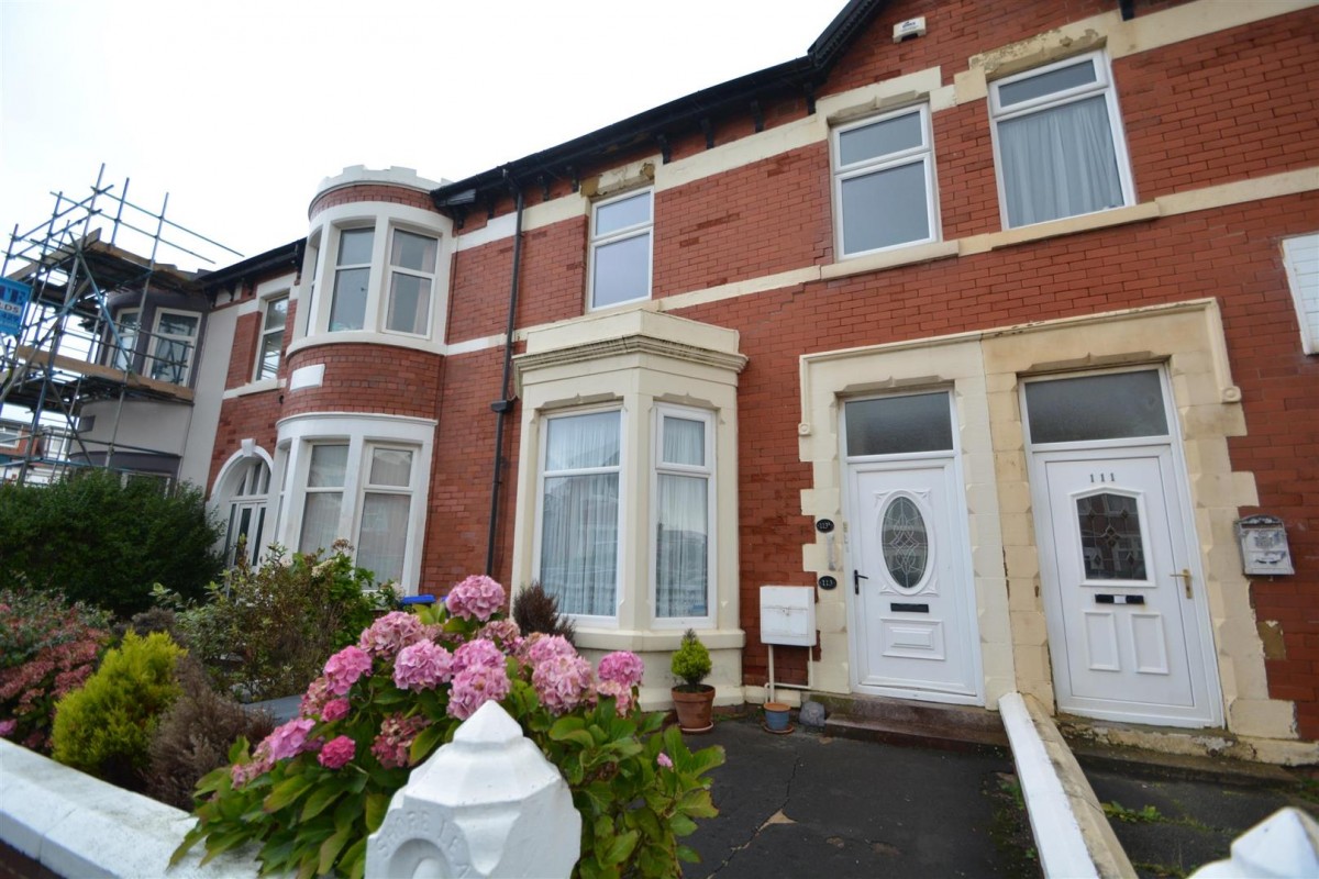 Warbreck Drive, Blackpool, FY2 9RY