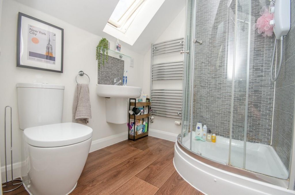 Newbury Chase, Downend, Bristol, BS16 6FF