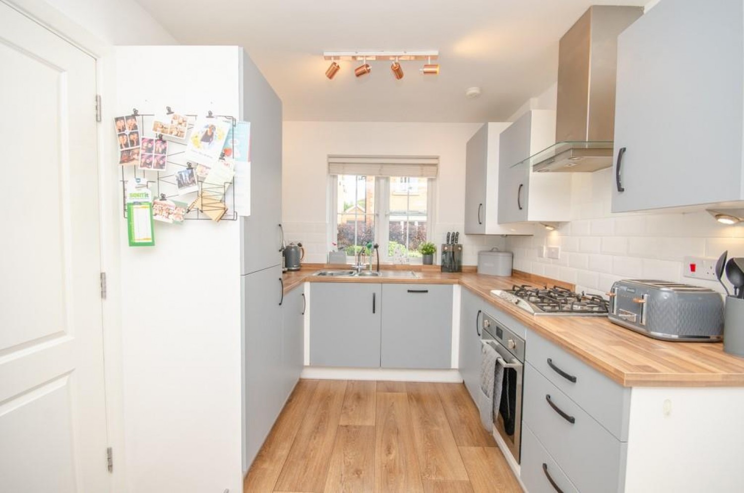 Newbury Chase, Downend, Bristol, BS16 6FF