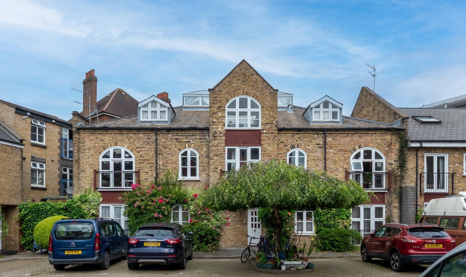 Gateway Mews, London, E8