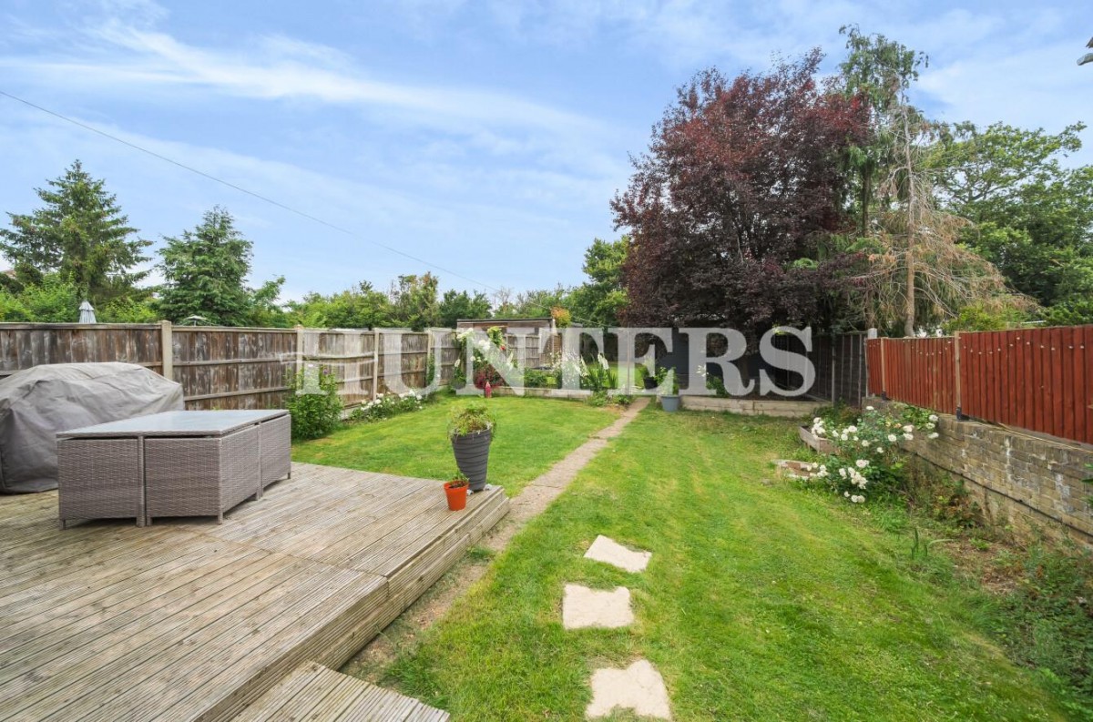 Roseberry Gardens, Upminster