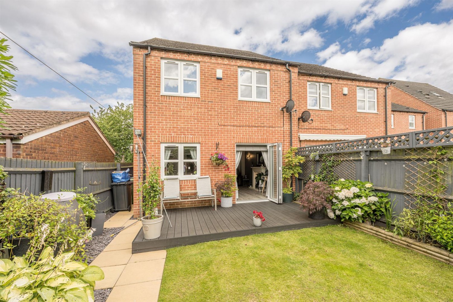 Holloway Court, Wombourne, WV5 0DJ