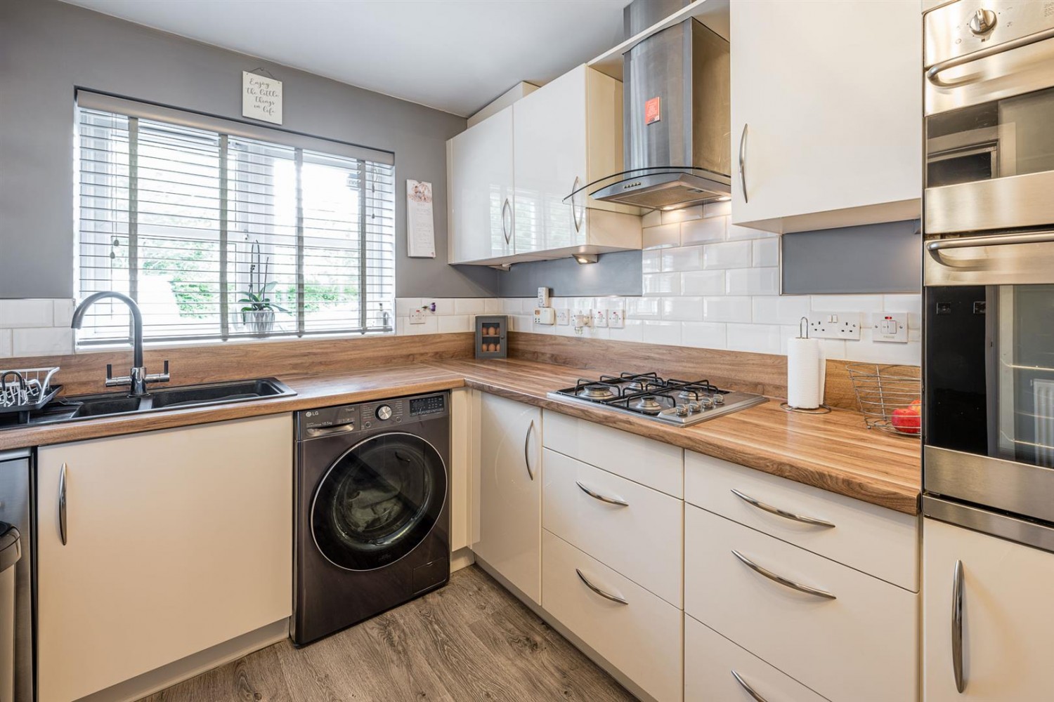 Holloway Court, Wombourne, WV5 0DJ