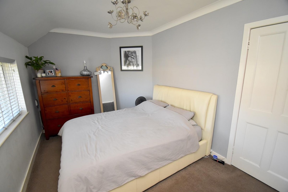 Siston Park, Siston, Bristol, BS15 4PE.
