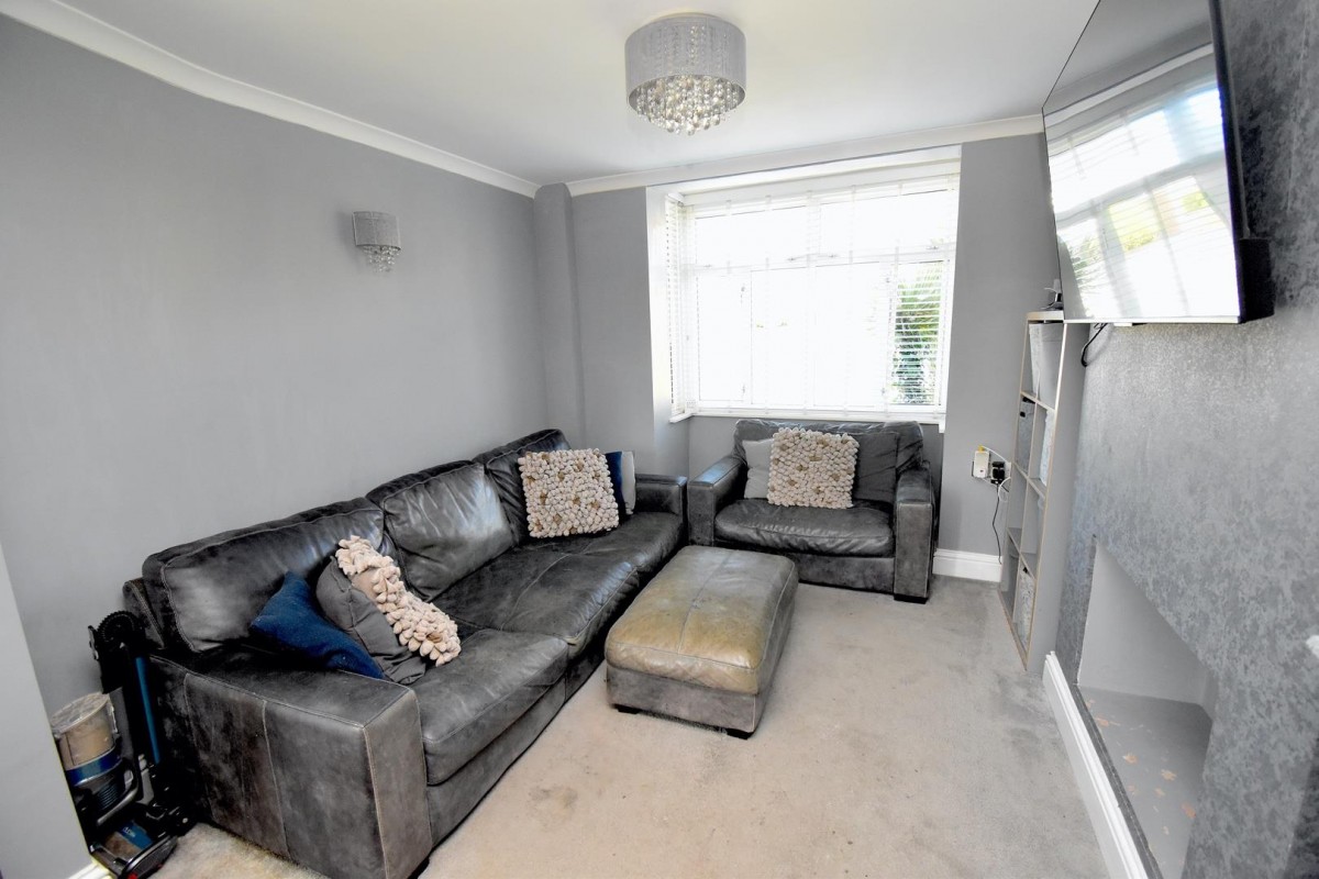 Siston Park, Siston, Bristol, BS15 4PE.