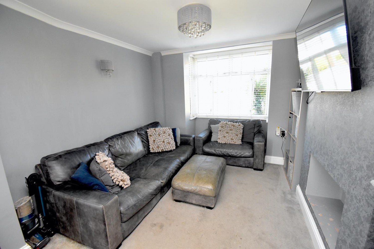 Siston Park, Siston, Bristol, BS15 4PE.