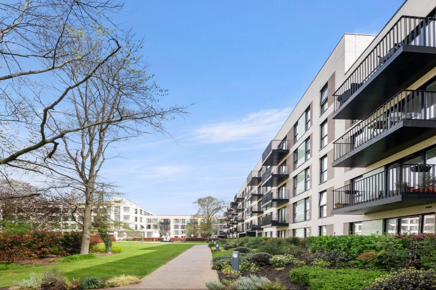 Laurina Apartments, Carnation Gardens, Hayes, UB3 4FS