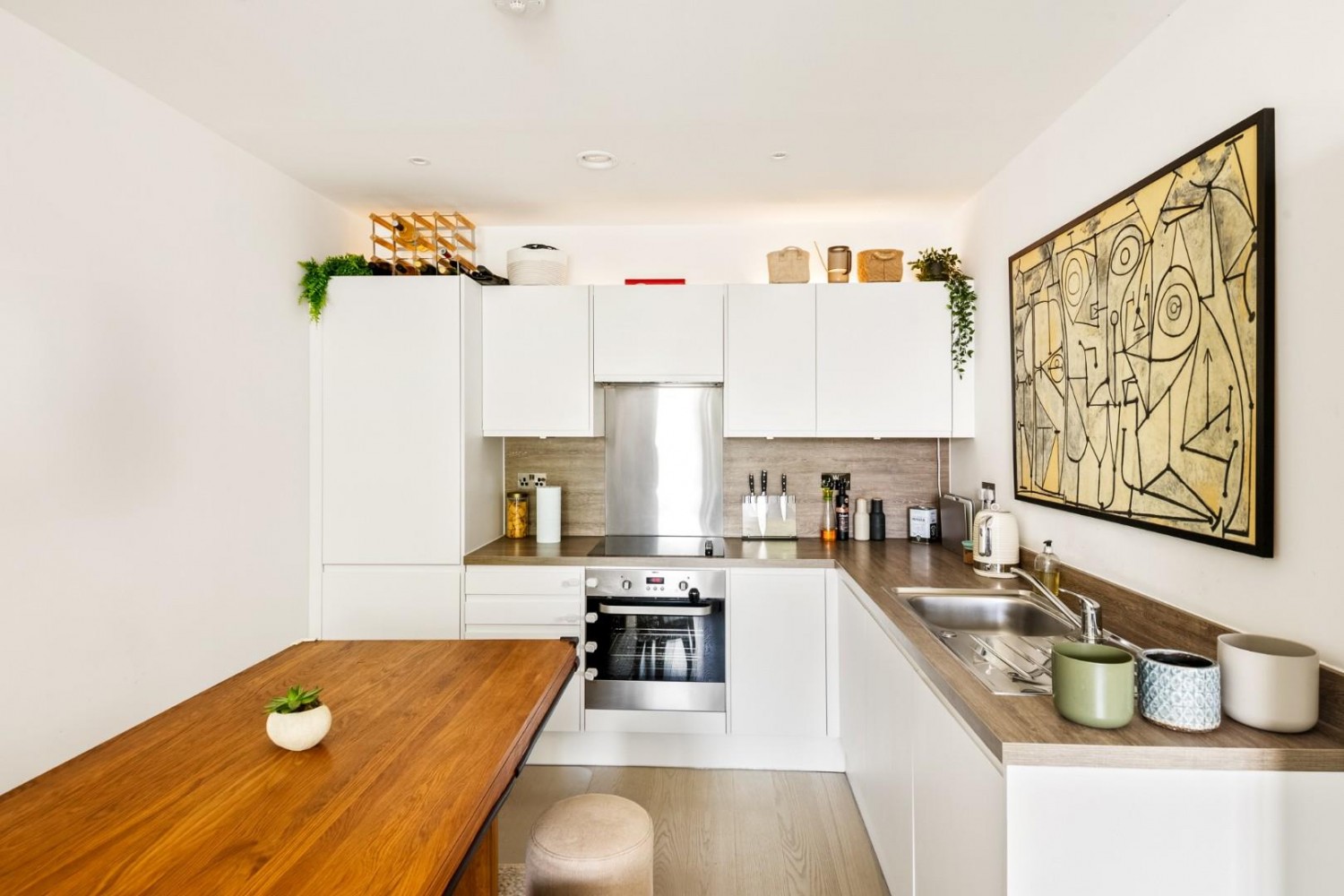 Laurina Apartments, Carnation Gardens, Hayes, UB3 4FS