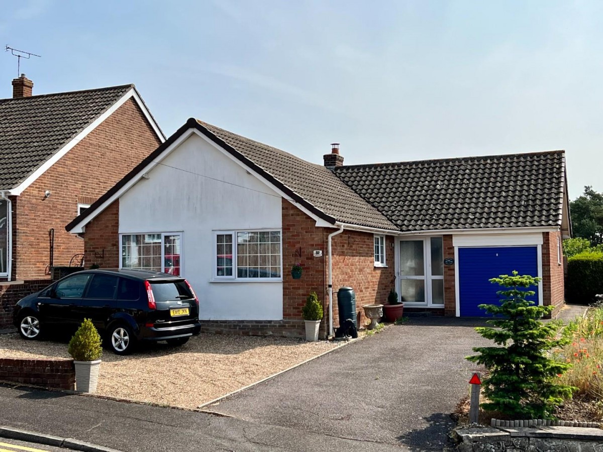 Detached Bungalow, Ashford