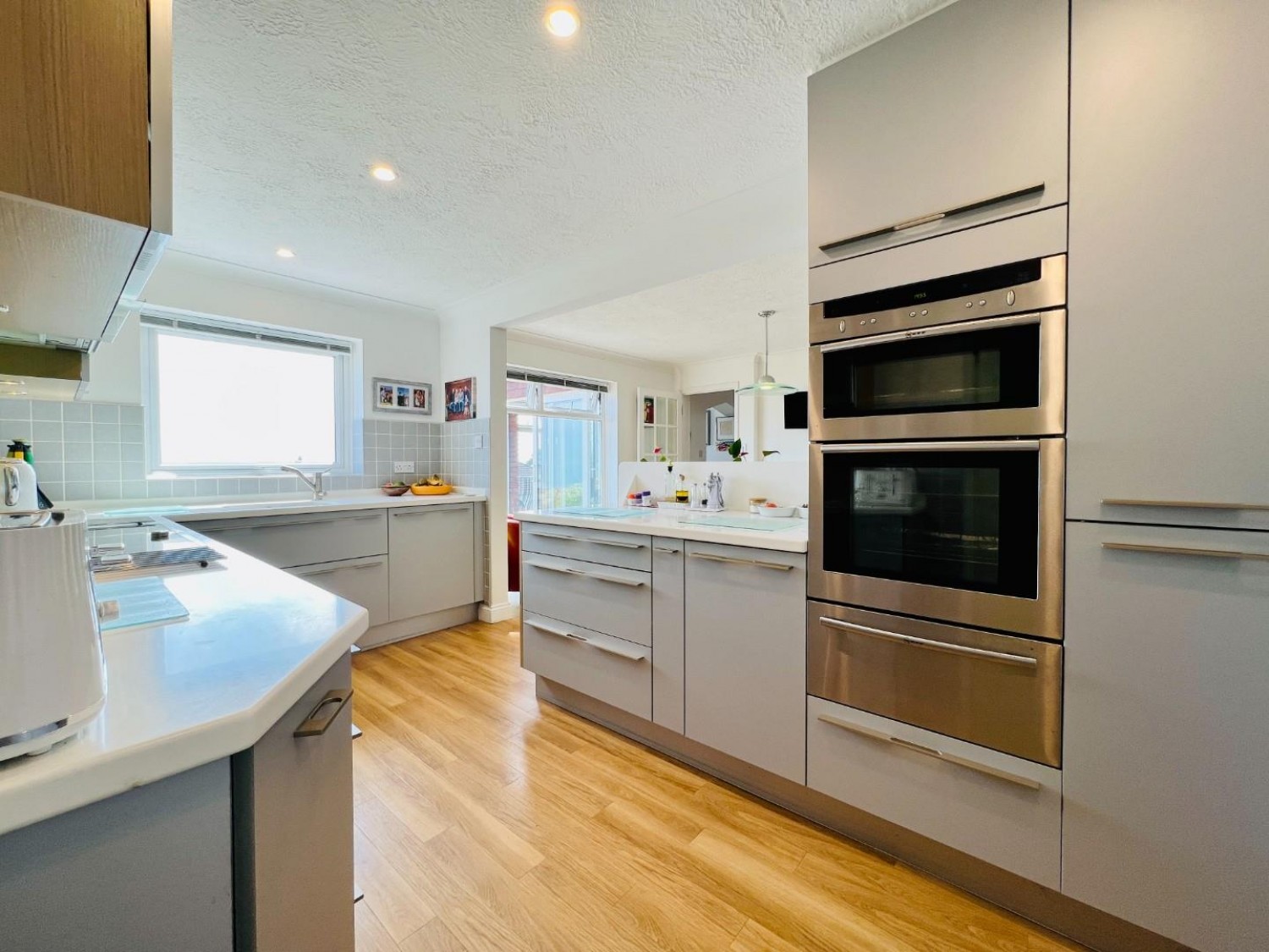 Upper Corniche, Sandgate, Kent