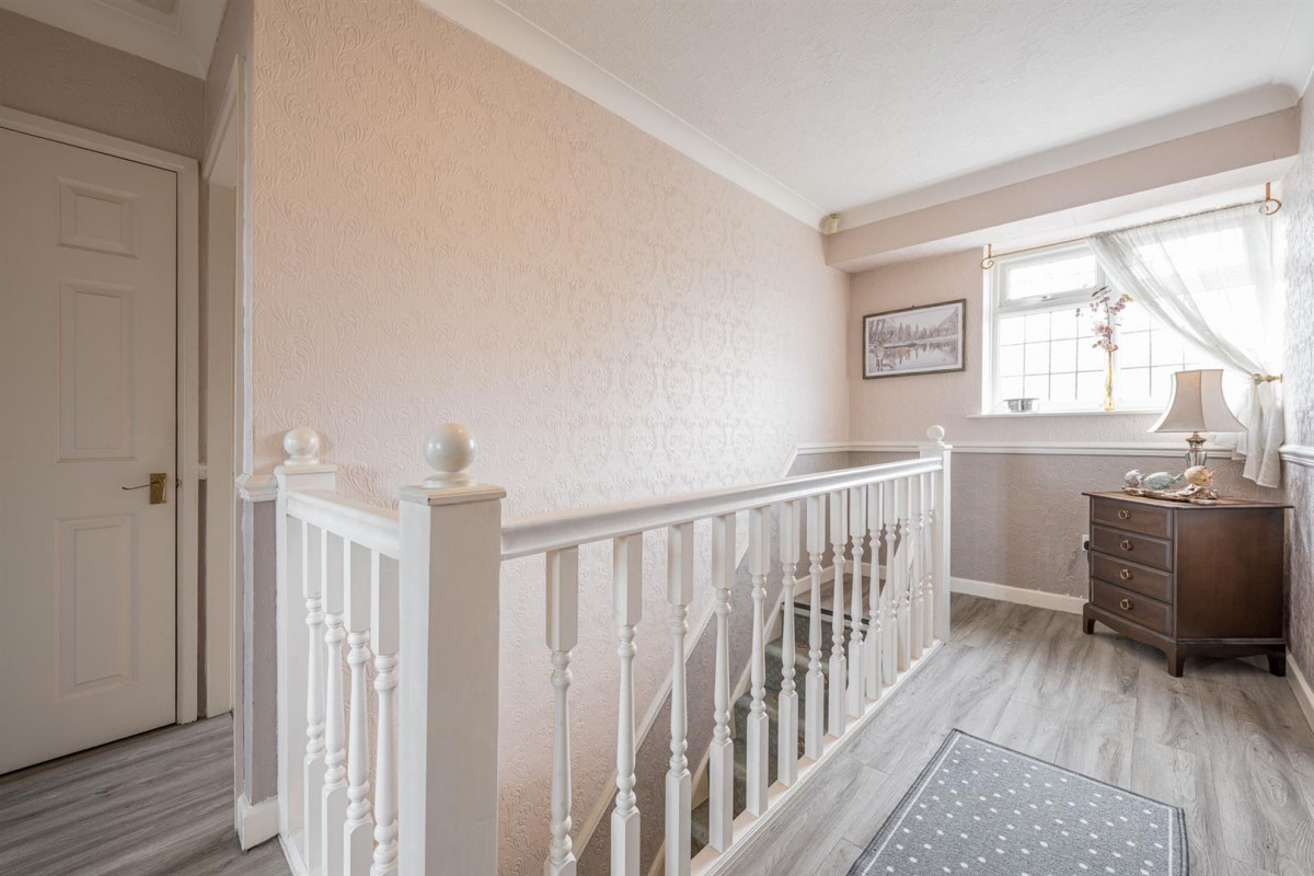 Cranbourne Road, Oldswinford, DY8 1QZ