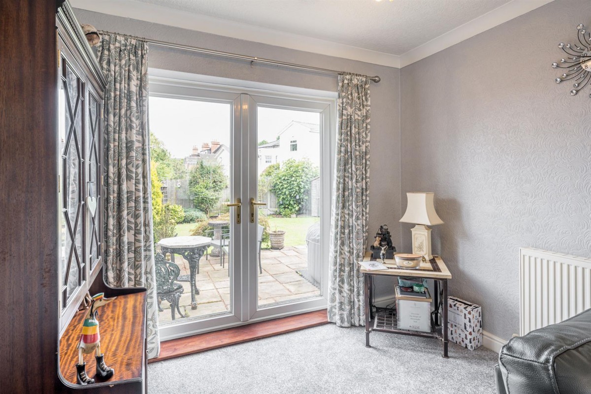 Cranbourne Road, Oldswinford, DY8 1QZ