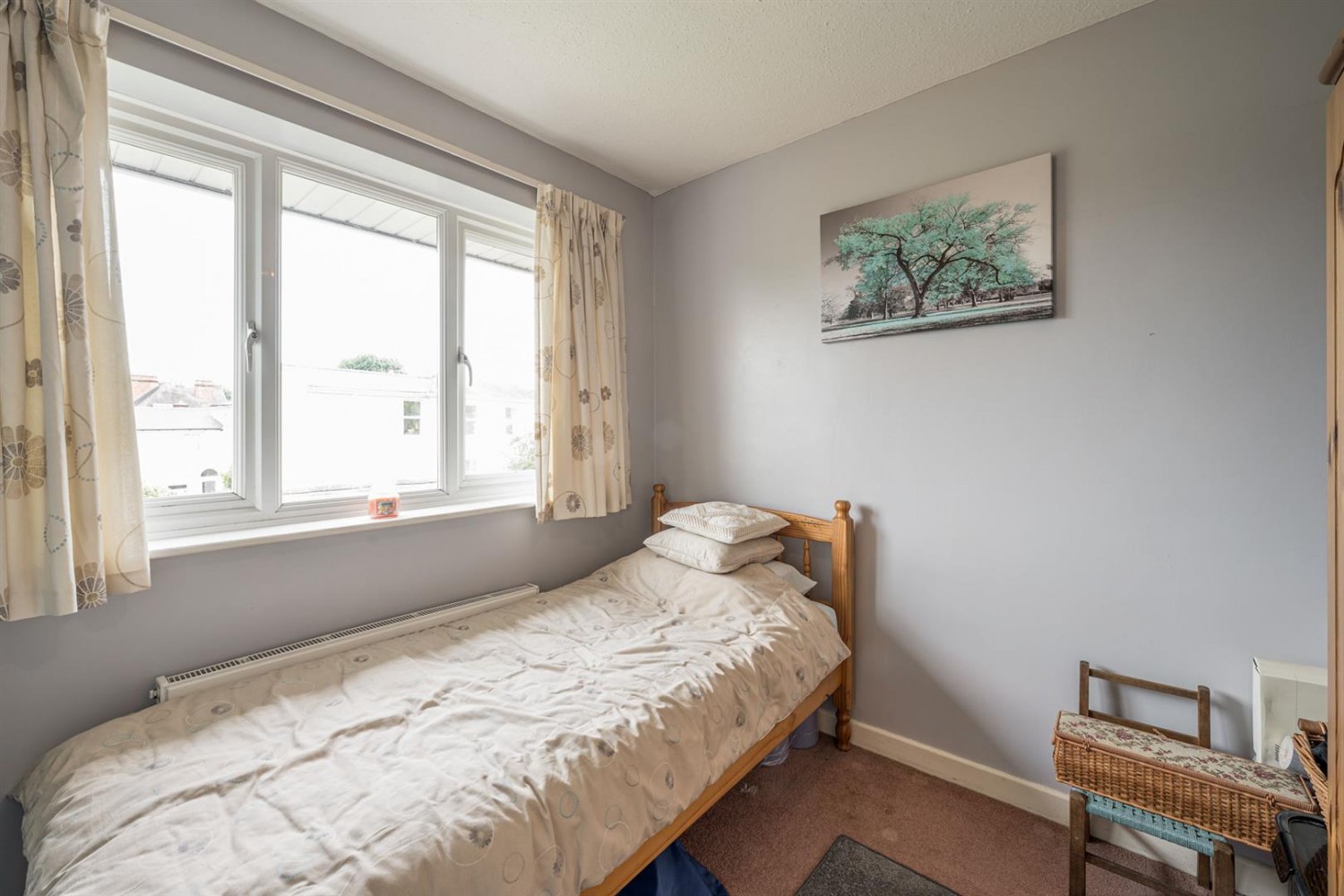 Cranbourne Road, Oldswinford, DY8 1QZ