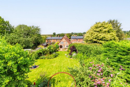 Stocks Road, Aldbury, Tring