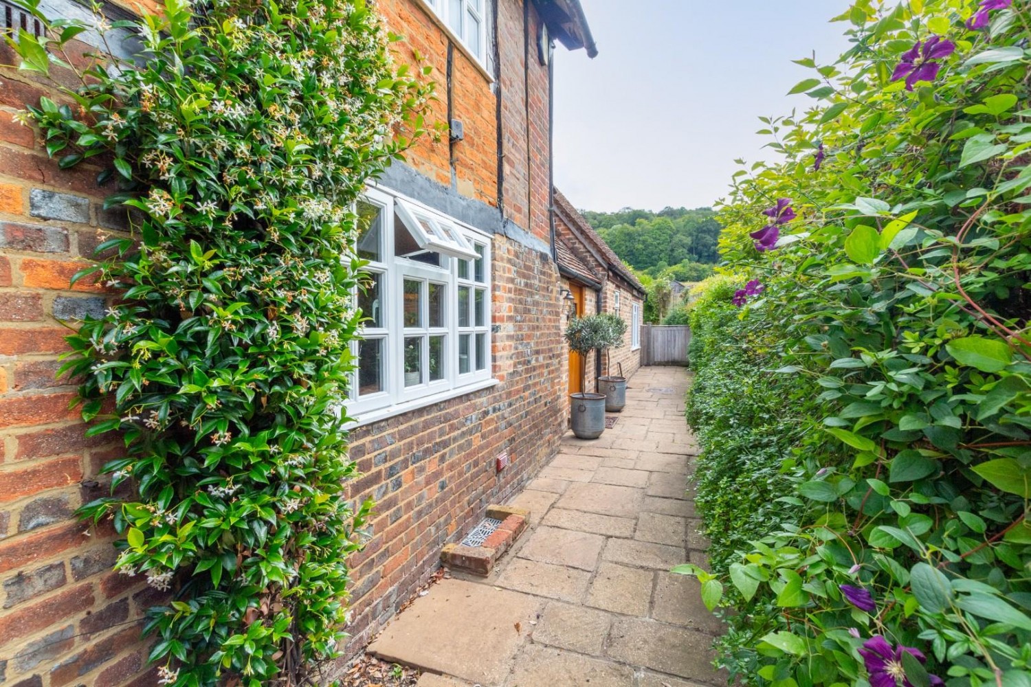 Stocks Road, Aldbury, Tring