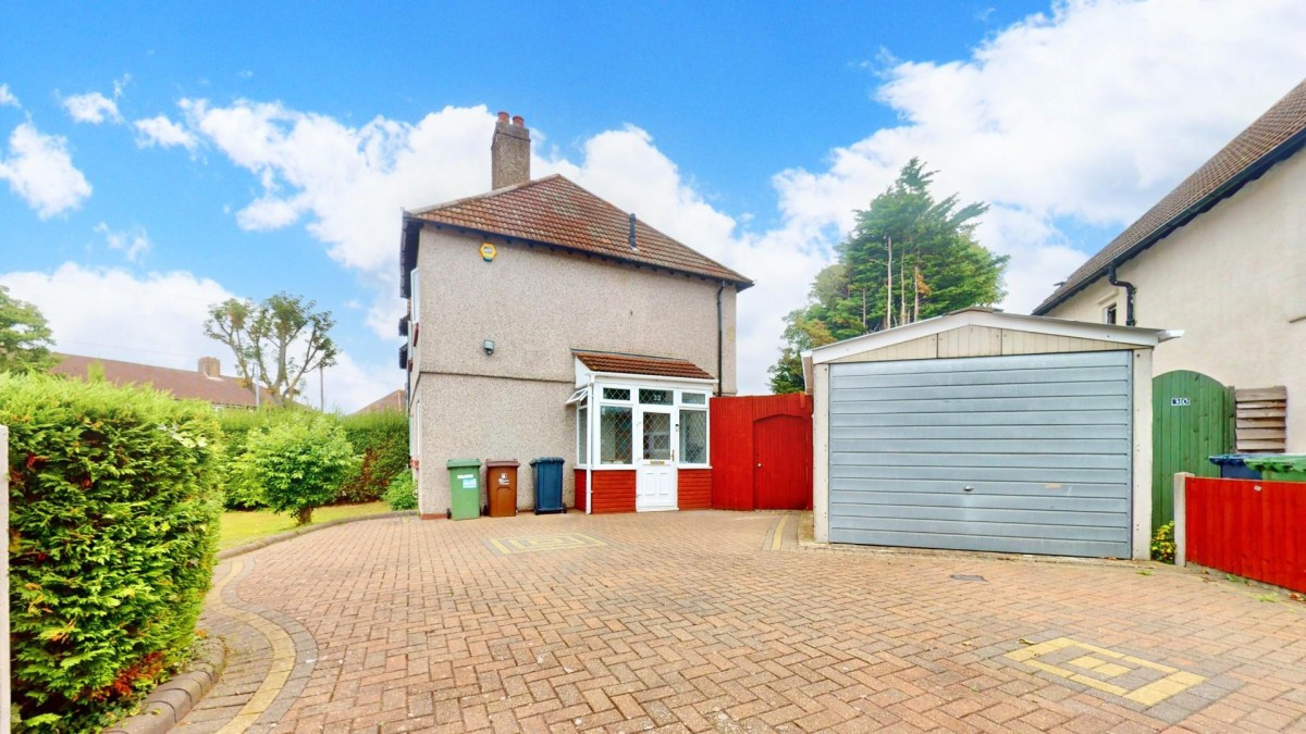 South Road, Chadwell Heath, RM6