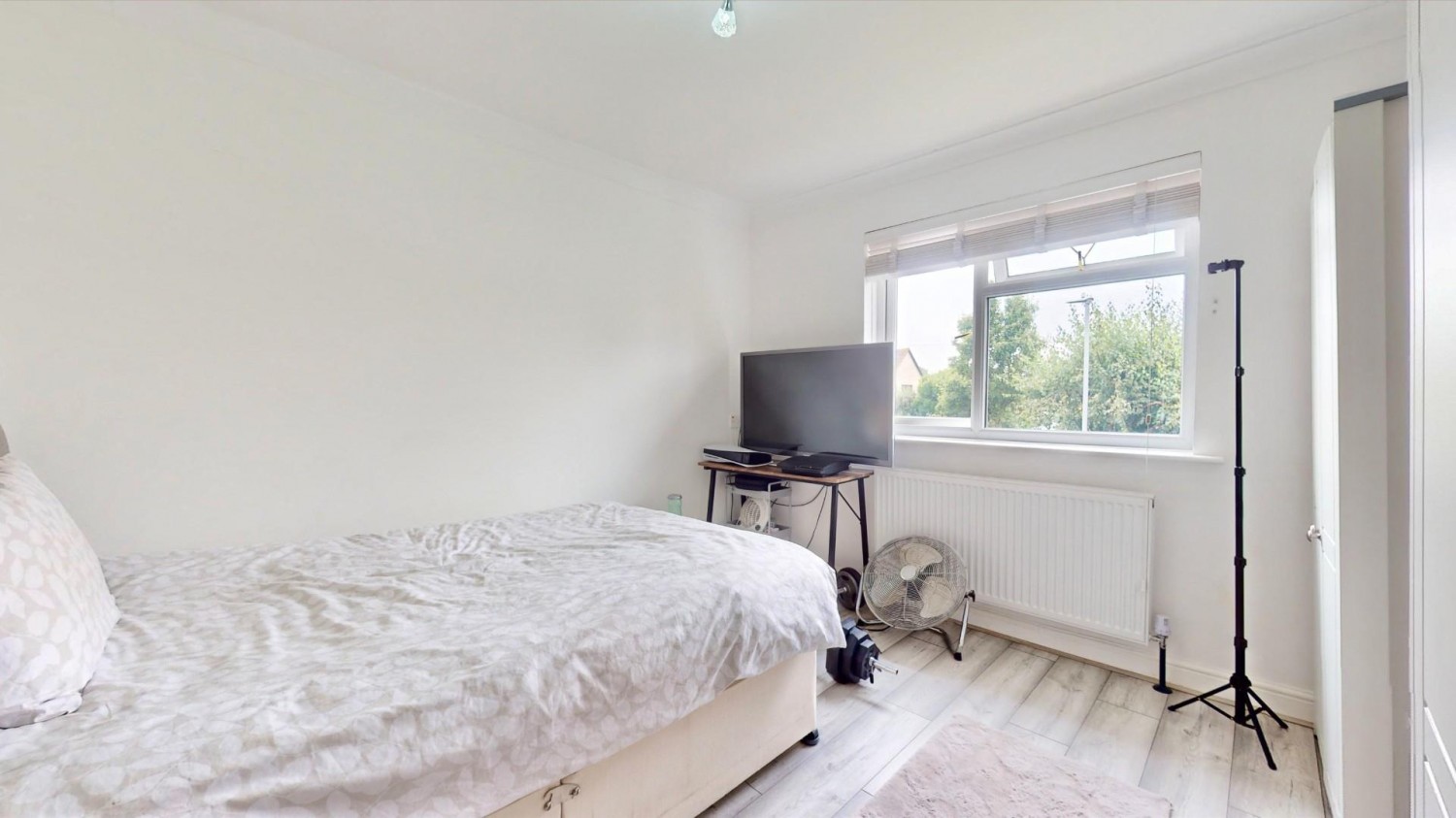 South Road, Chadwell Heath, RM6