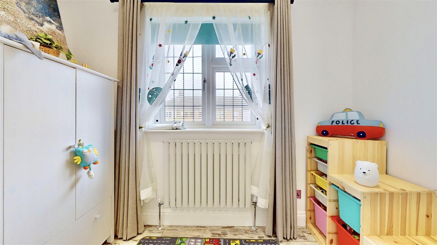 Valence Avenue, Dagenham, RM8