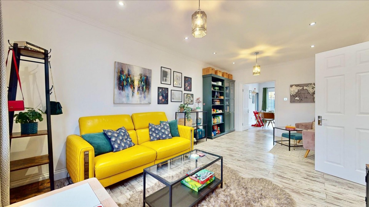 Valence Avenue, Dagenham, RM8