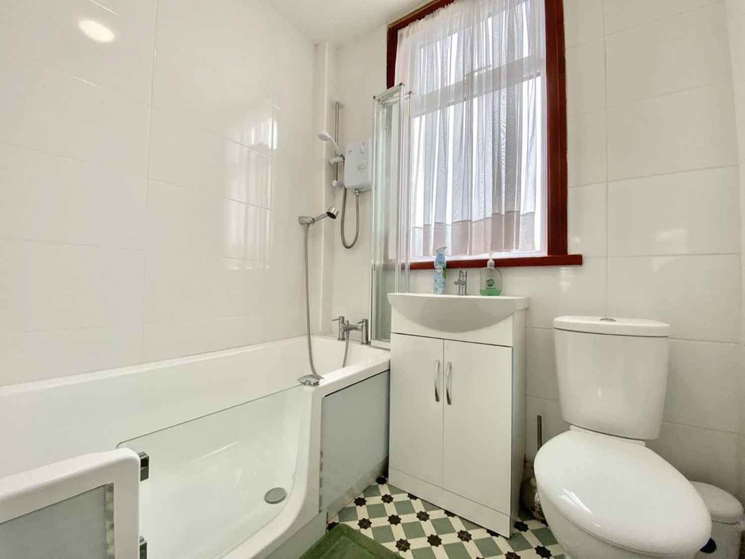 Lancaster Road, Southall, UB1 1NW