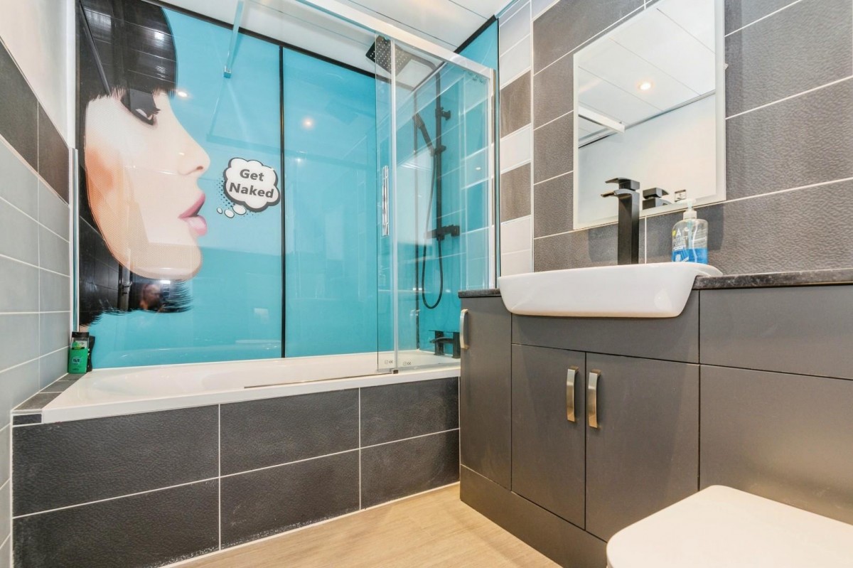 Pavilion Way, Pudsey, LS28